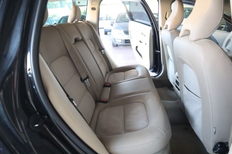 VOLVO V70 2000 TURBO DIESEL DE 136 CV Y 6 VEL.