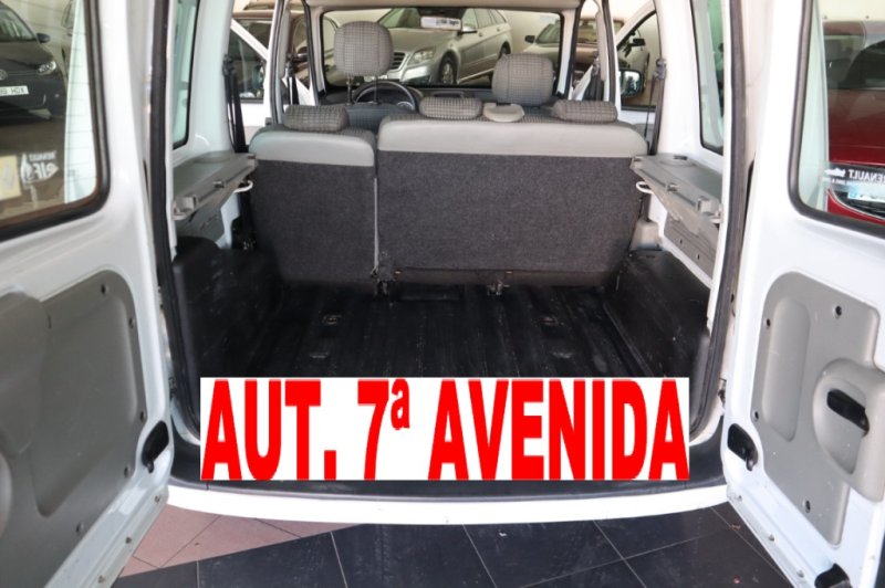 RENAULT KANGOO 1500 DCI DE 85 CV CON 5 PLAZAS