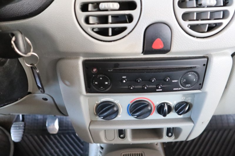 RENAULT KANGOO 1500 DCI DE 85 CV CON 5 PLAZAS