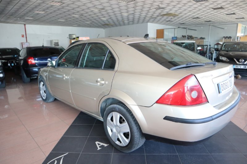 FORD MONDEO 2000 TURBO DIESEL DE 130 CV Y 6 VELOC.