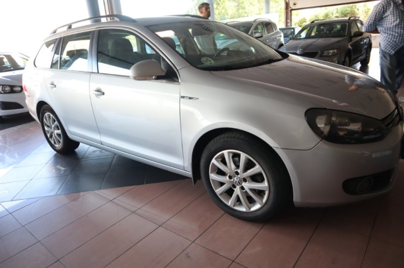 VOLKSWAGEN GOLF 1600 TDI DE 105 CV