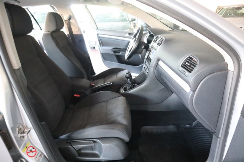 VOLKSWAGEN GOLF 1600 TDI DE 105 CV