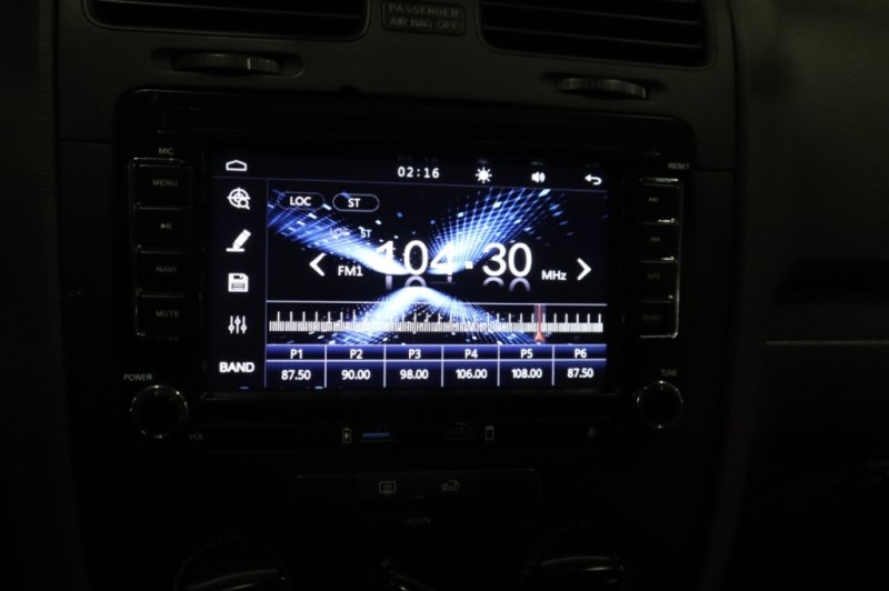 VOLKSWAGEN GOLF 1.900 TDI DE 105V CV CON 5 PUERTAS