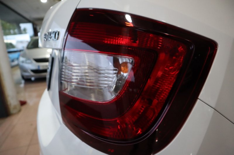 SKODA RAPID 1600 TDI DE 115 CV