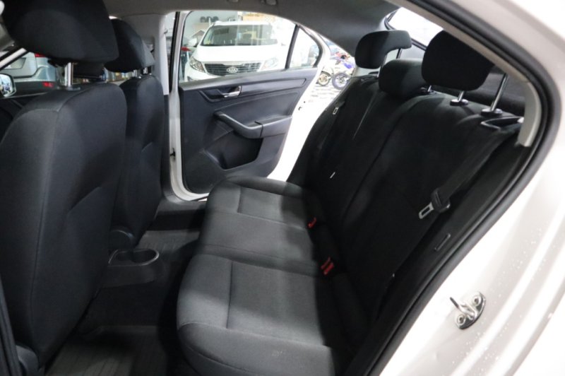 SKODA RAPID 1600 TDI DE 115 CV