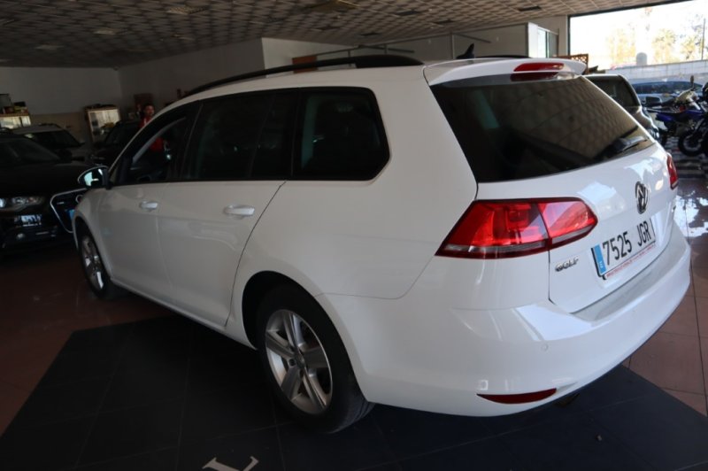 VOLKSWAGEN GOLF 1600 TDI DE 110 CV