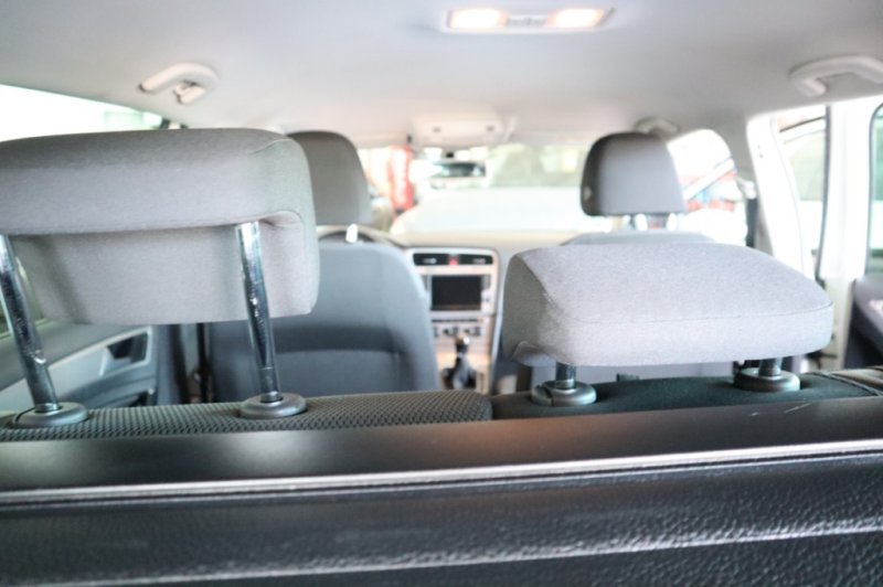 VOLKSWAGEN GOLF 1600 TDI DE 110 CV