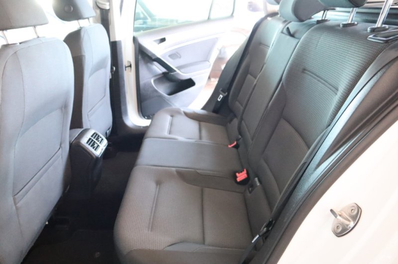 VOLKSWAGEN GOLF 1600 TDI DE 110 CV