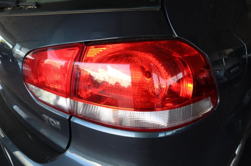 VOLKSWAGEN GOLF 1600 TDI DE 105 Y CAJA DE CAMBIOS AUT.