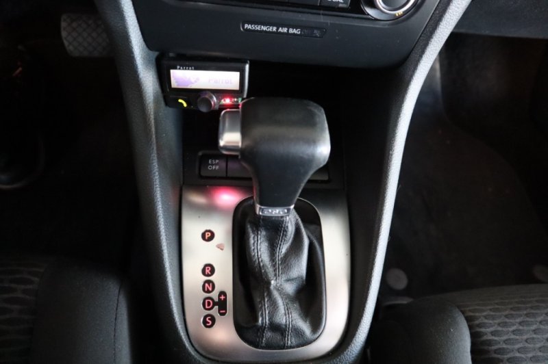 VOLKSWAGEN GOLF 1600 TDI DE 105 Y CAJA DE CAMBIOS AUT.