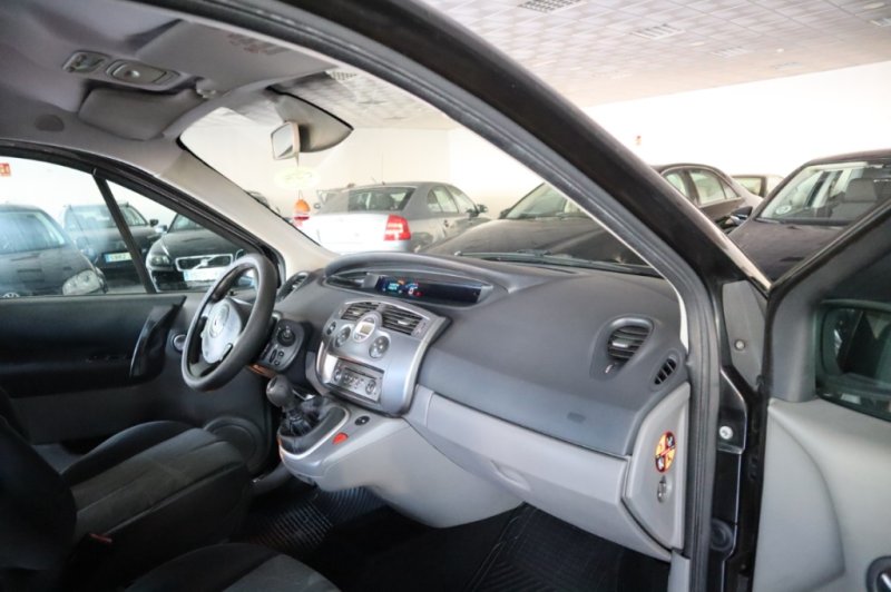 RENAULT SCENIC 1500 CC T/DIESEL Y 105 CV