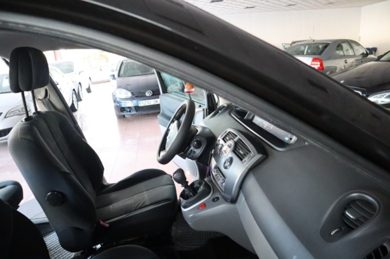 RENAULT SCENIC 1500 CC T/DIESEL Y 105 CV