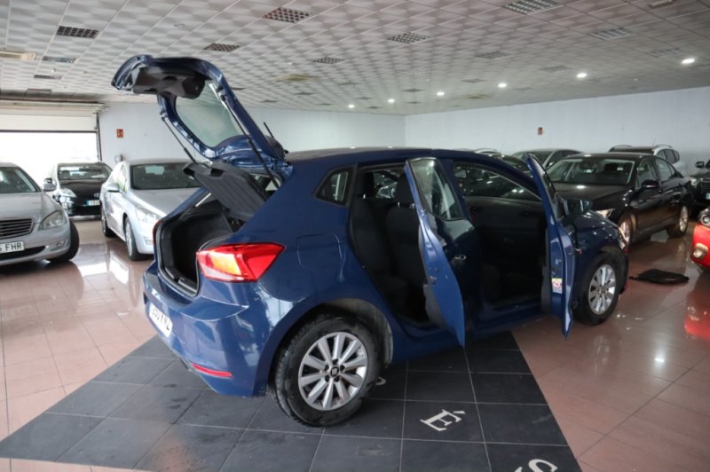 SEAT IBIZA DE 1000 CC GAOLINA Y GAS