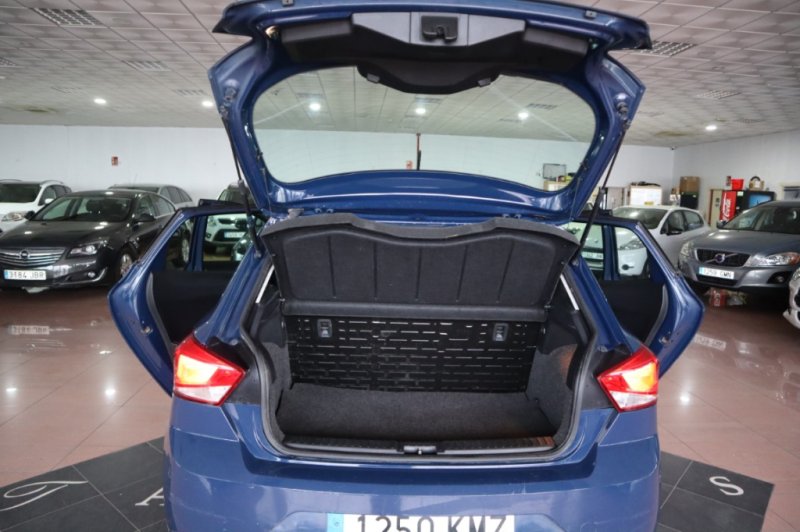 SEAT IBIZA DE 1000 CC GAOLINA Y GAS