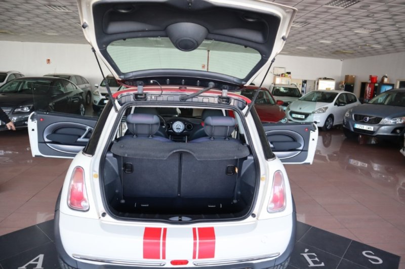 MINI COOPER 1600 INYECCION DE GASOLINA DE 116 CV