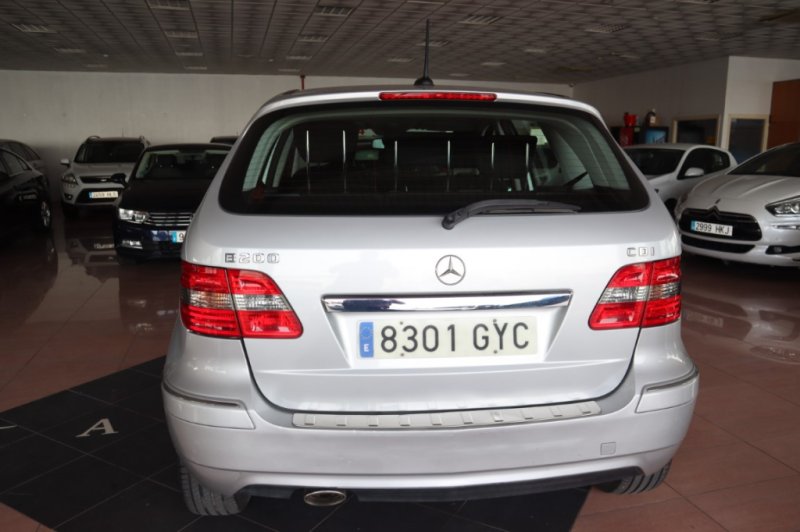 MERCEDES-BENZ B 200 MONOVOLUMEN DE 5 PUERTAS