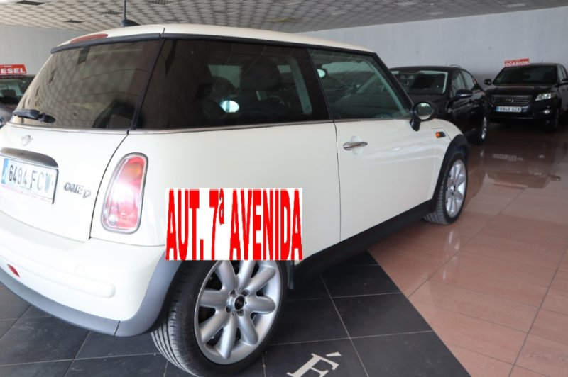MINI ONE 3 PUERTAS CON 90 CV Y 6 VELOCIDADES