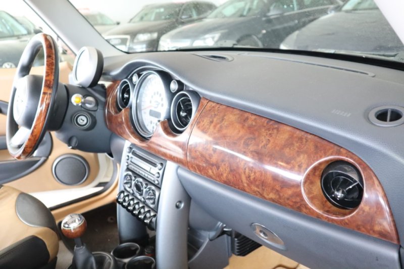 MINI ONE 3 PUERTAS CON 90 CV Y 6 VELOCIDADES