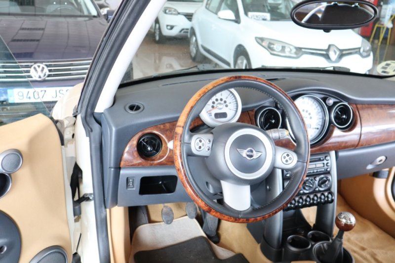 MINI ONE 3 PUERTAS CON 90 CV Y 6 VELOCIDADES