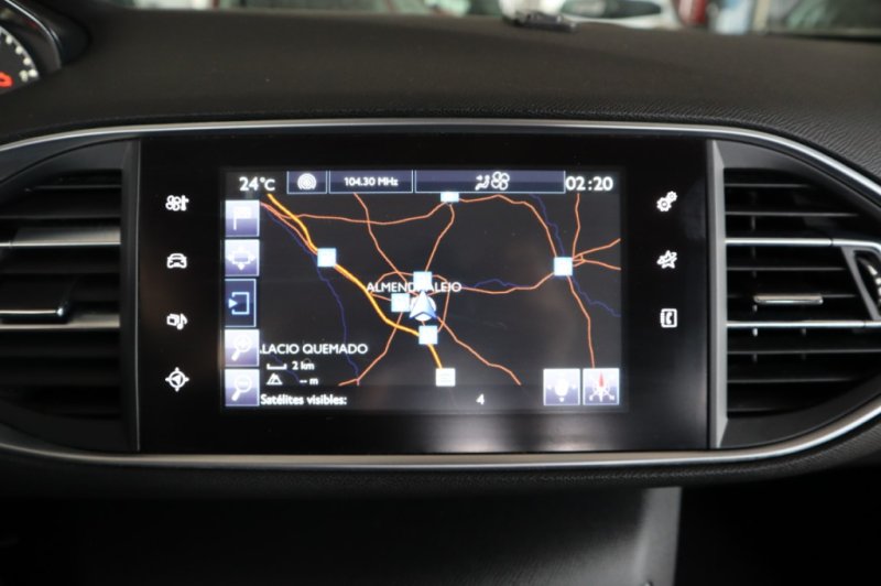 PEUGEOT 308 1600 HDI CON 5 PUERTAS