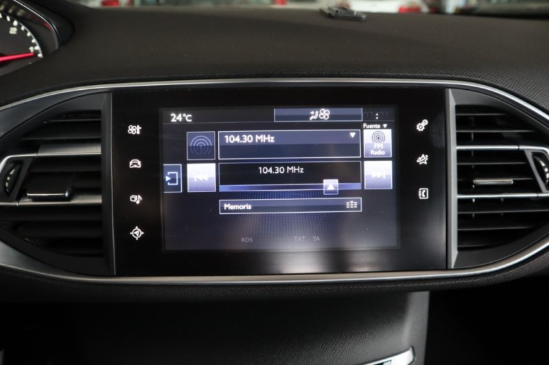 PEUGEOT 308 1600 HDI CON 5 PUERTAS