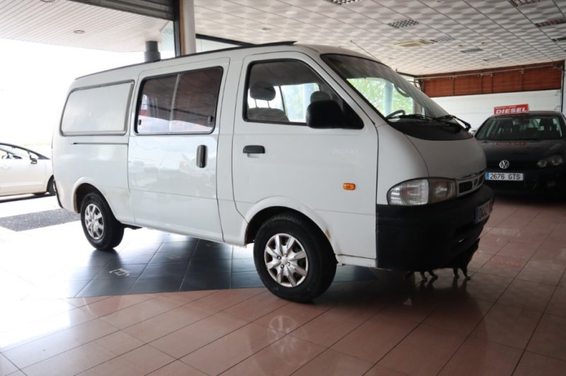 KIA PREGIO DE 2700 CC  CON 90 CV