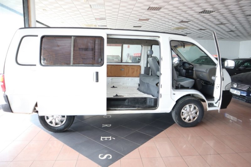 KIA PREGIO DE 2700 CC  CON 90 CV