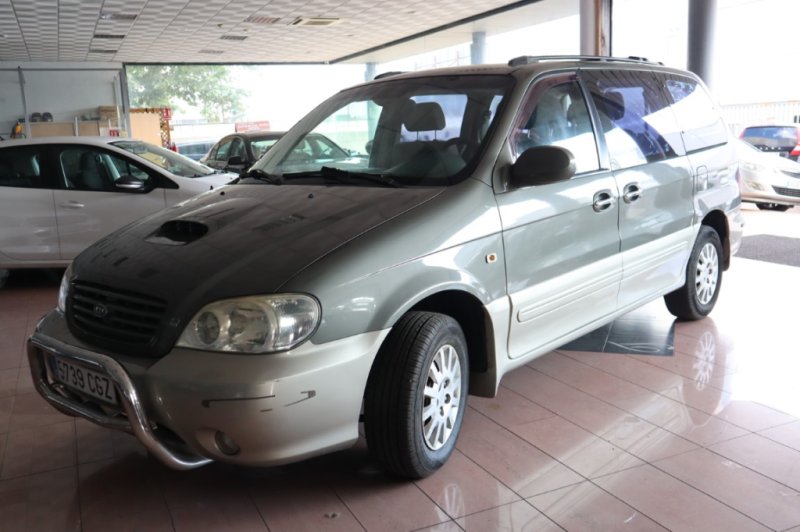 KIA CARNIVAL 2900 CC TURBO DIESEL