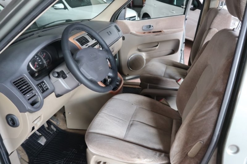 KIA CARNIVAL 2900 CC TURBO DIESEL
