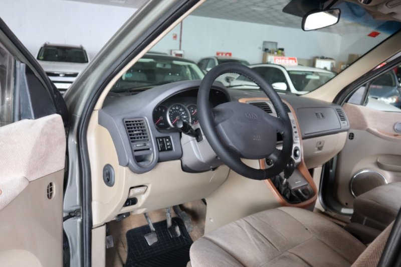 KIA CARNIVAL 2900 CC TURBO DIESEL