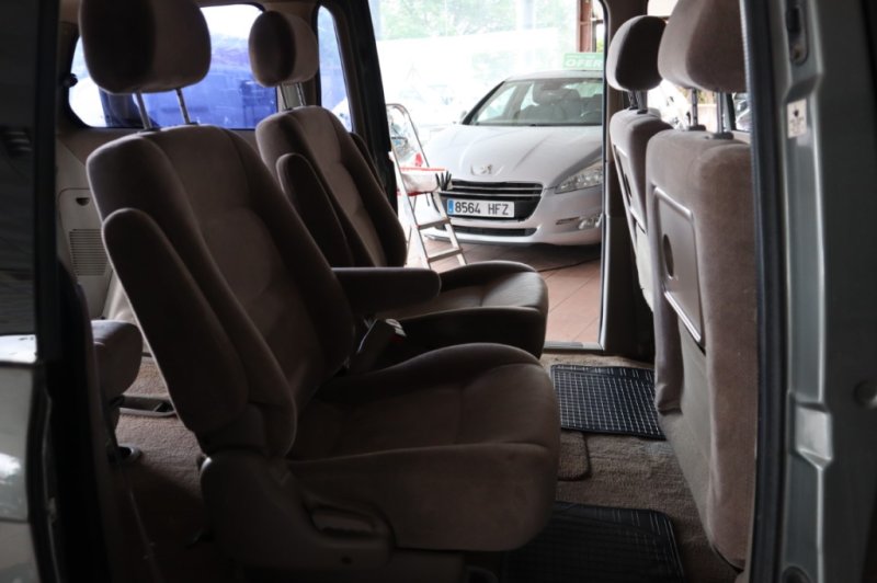 KIA CARNIVAL 2900 CC TURBO DIESEL