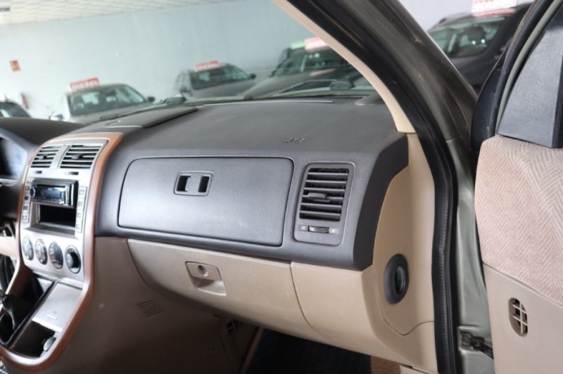 KIA CARNIVAL 2900 CC TURBO DIESEL