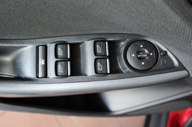 FORD FOCUS 1600 TDCI DE 115 CV Y 6 VELOCIDADES