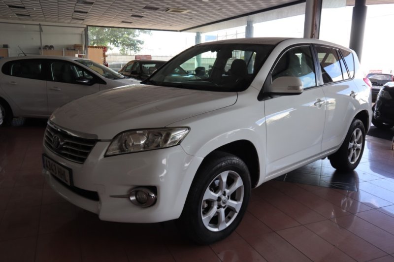 TOYOTA RAV 4 2.2 TURBO DIESEL
