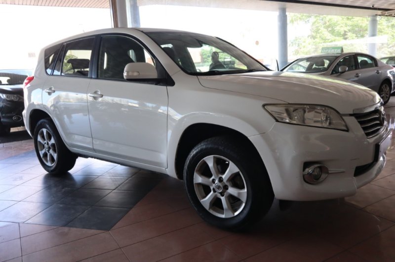 TOYOTA RAV 4 2.2 TURBO DIESEL