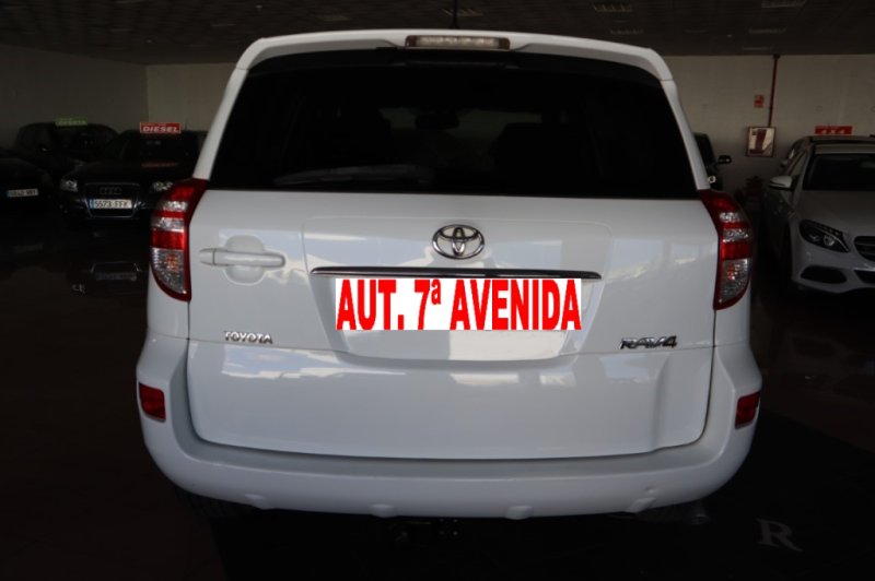 TOYOTA RAV 4 2.2 TURBO DIESEL
