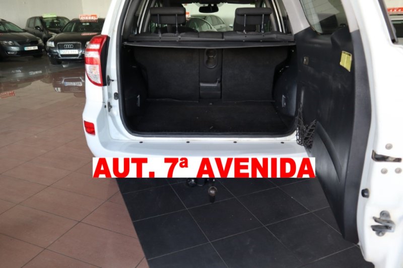 TOYOTA RAV 4 2.2 TURBO DIESEL