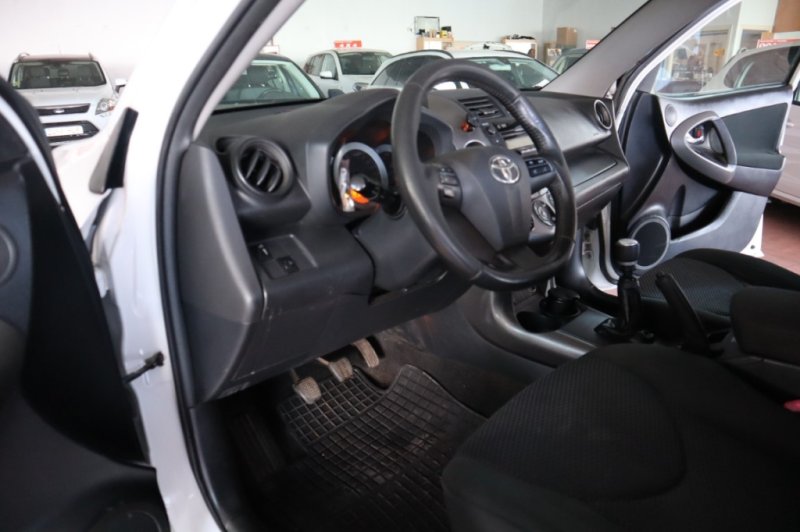 TOYOTA RAV 4 2.2 TURBO DIESEL