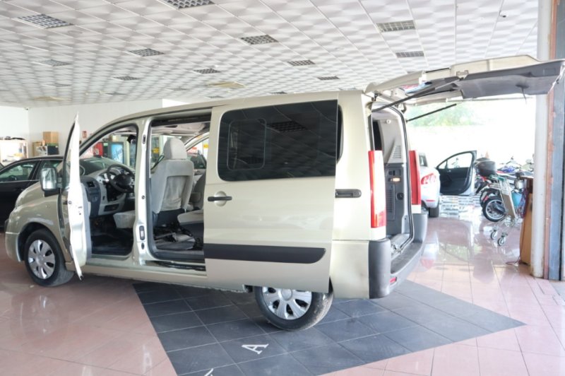 PEUGEOT EXPERT 2.0 HDI DE 120 CV Y 6 VEL.