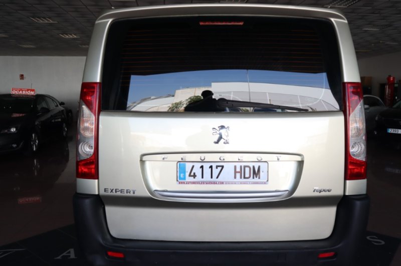 PEUGEOT EXPERT 2000 HDI DE 120 CV Y 6 VEL.