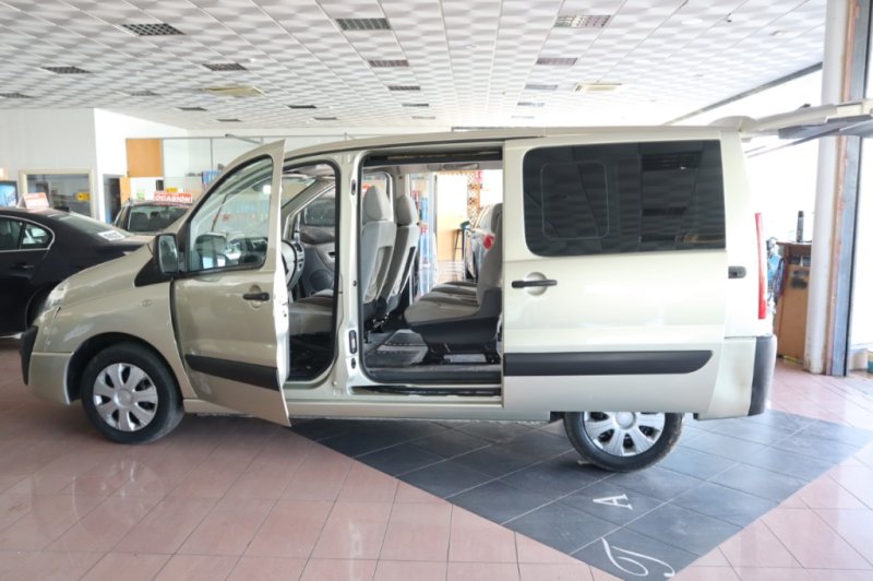 PEUGEOT EXPERT 2000 HDI DE 120 CV Y 6 VEL.
