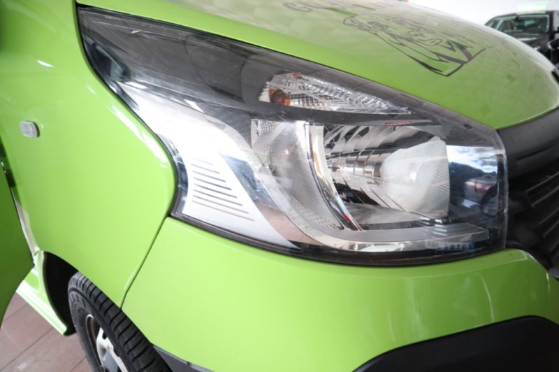 RENAULT TRAFIC DCI DE 125 TURBO DIESEL