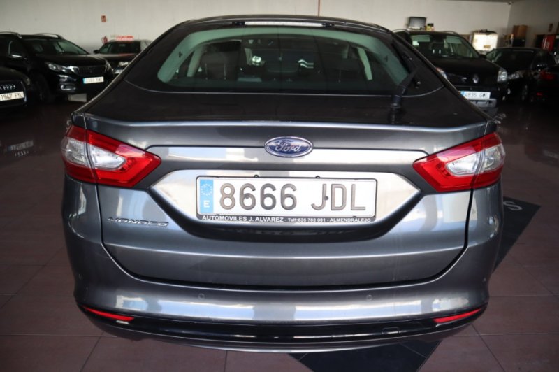 FORD MONDEO 2.0 TURBO DIESEL CON 150 CV Y 6 VELOC.