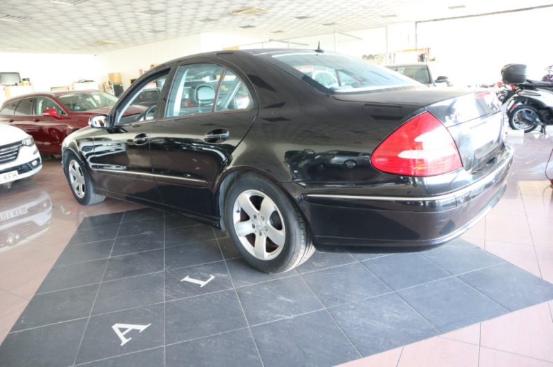MERCEDES-BENZ E 270 CDI   177 CV T/ DIESEL CAMBIO AUTOMATICO
