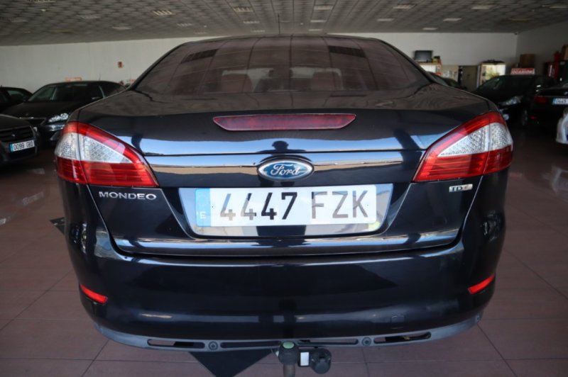 FORD MONDEO 2.0 TURBO DIESEL DE 131 CV AUTOMÁTICO