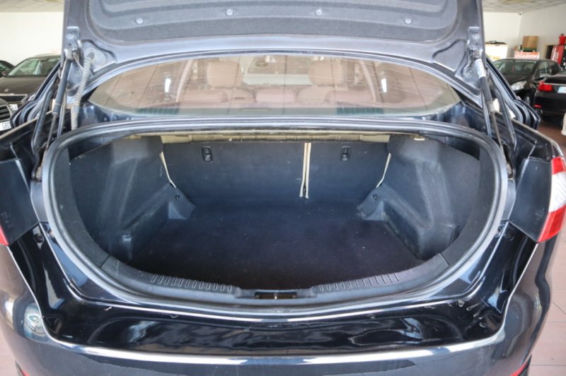 FORD MONDEO 2.0 TURBO DIESEL DE 131 CV AUTOMÁTICO