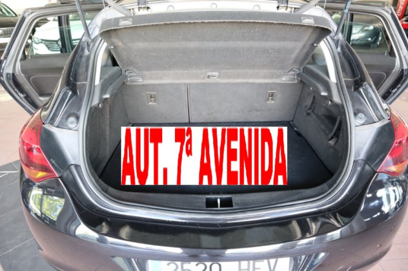 OPEL ASTRA 5 PUERTAS DE 1700 CC CDTI CON 110 CV