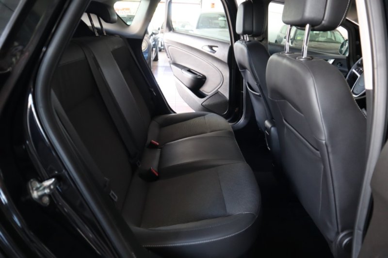 OPEL ASTRA 5 PUERTAS DE 1700 CC CDTI CON 110 CV