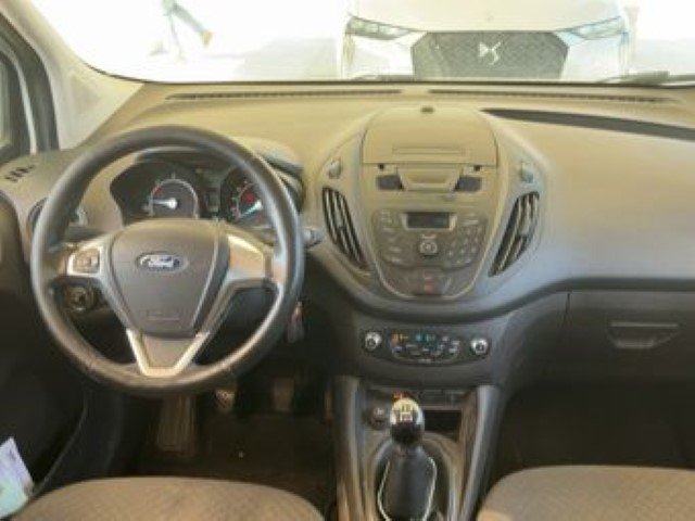 FORD TRANSIT COURIER