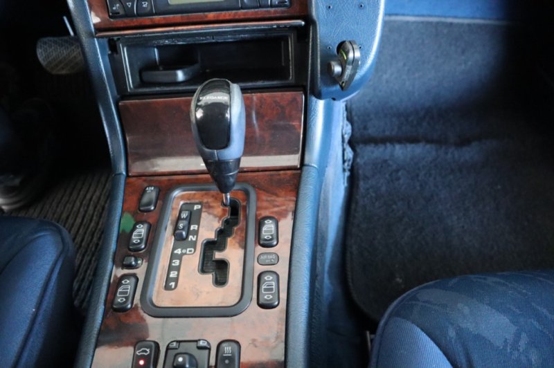 MERCEDES-BENZ E 300 TURBO DIESEL DE 177 CV AUT